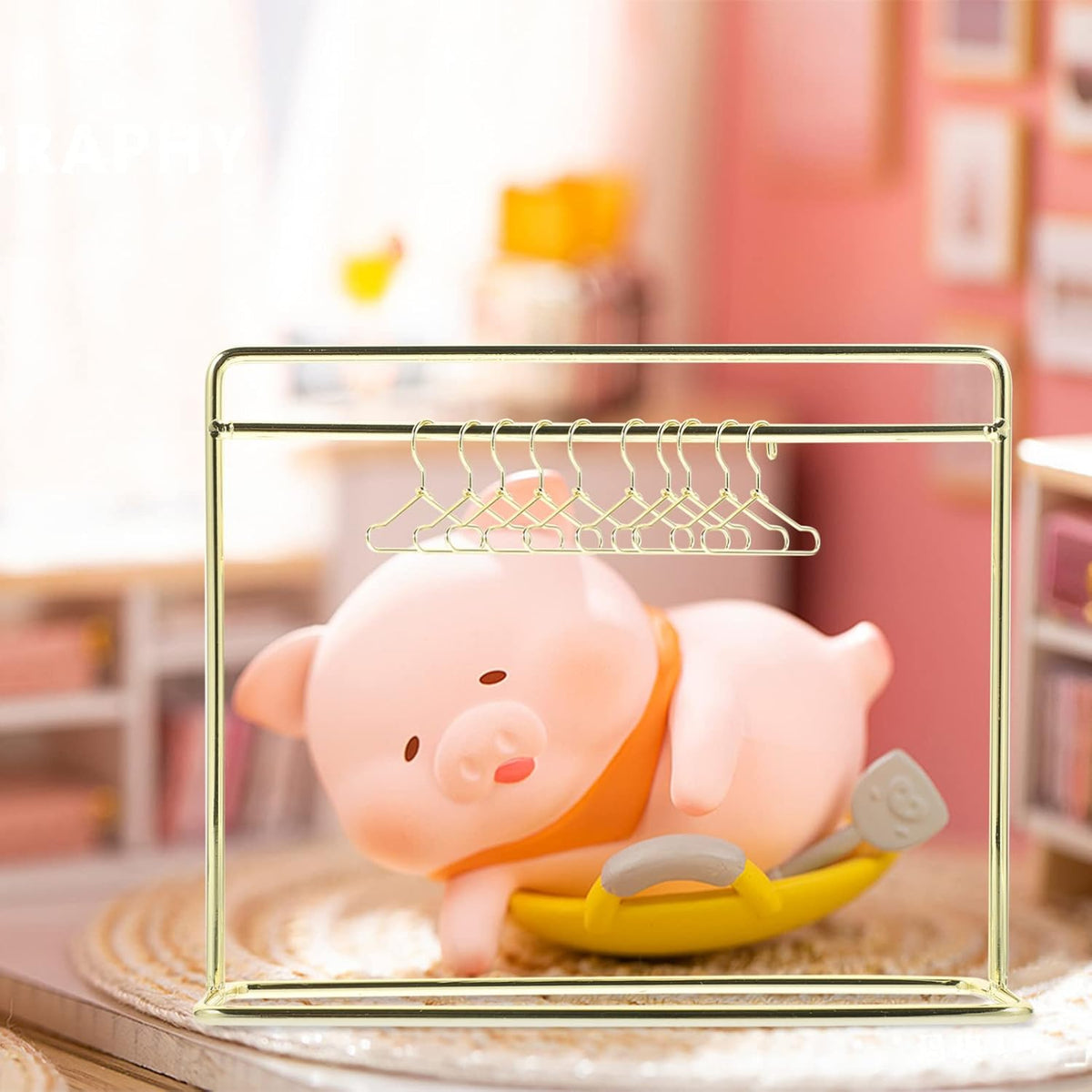 Golden Doll Clothes Hanger Display Rack E41303