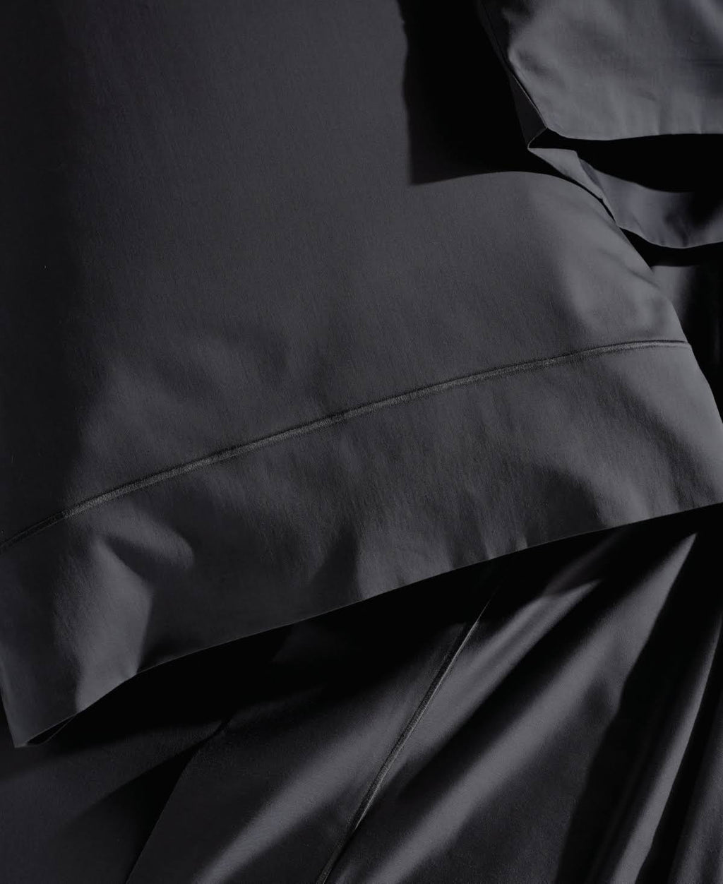 Black California King Fitted Sheet D537