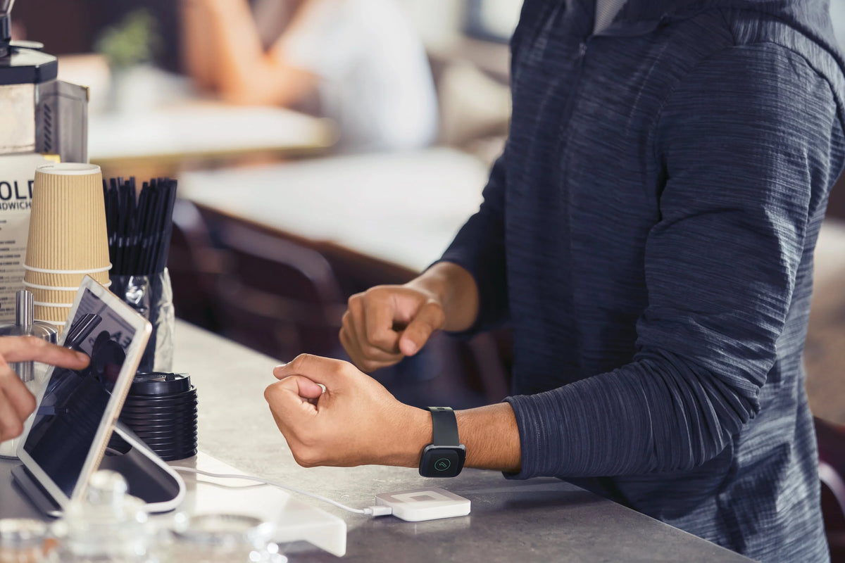 Black Fitness Smartwatch I215