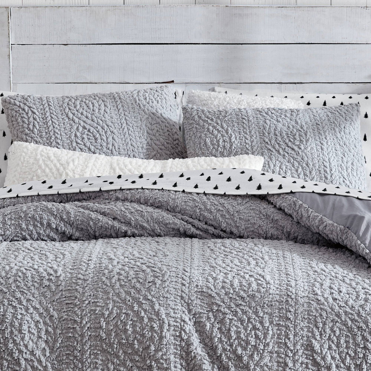 White Twin Sherpa Comforter Set J86473