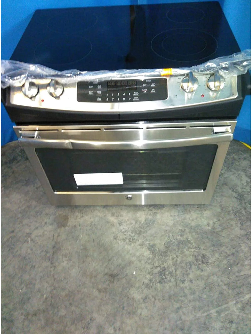 4.4 Cu.Ft. Stainless 4 Burner Electric Range V85868