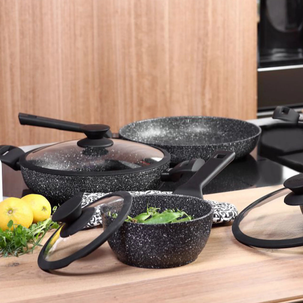 Shallow Casserole with Lid 26cm J347902