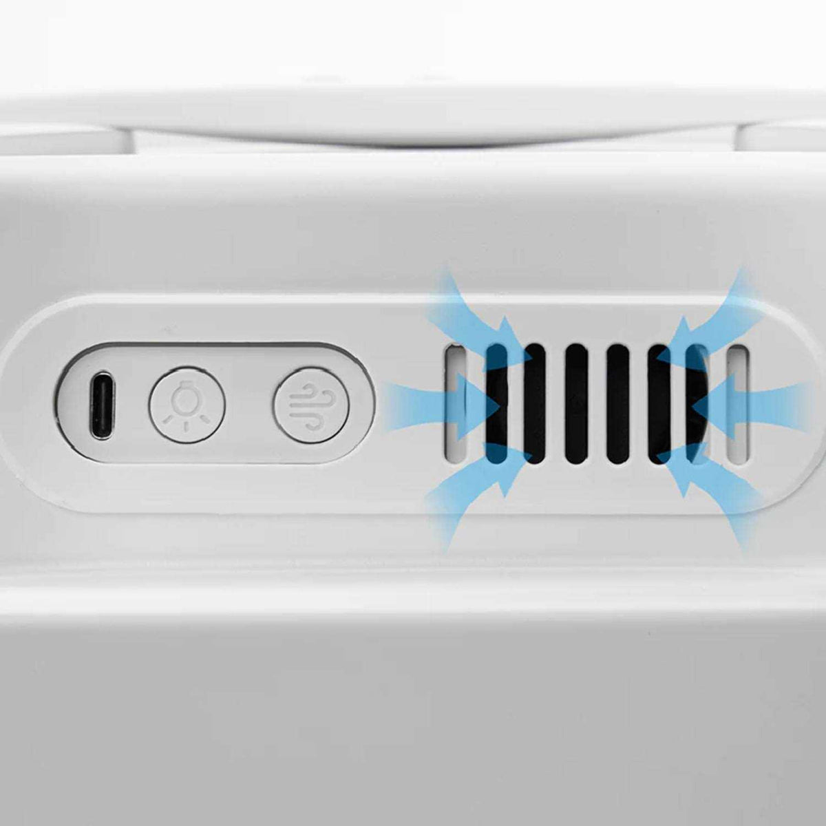 Pet Traveler with LED Lights and Ventilation System P655898