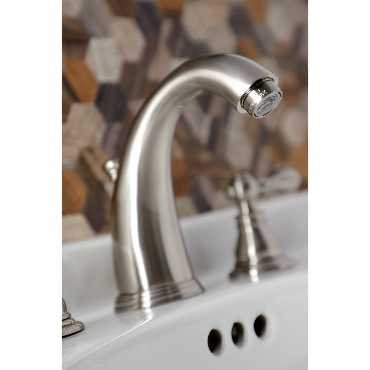 Widespread Bathroom Faucet with Pop-Up Brushed Brass P838551
