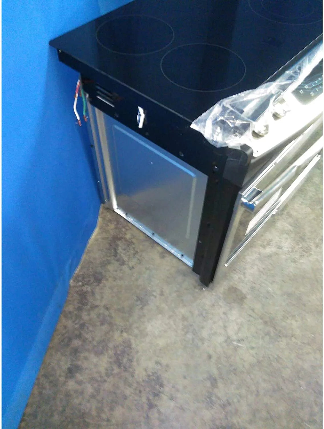 4.4 Cu.Ft. Stainless 4 Burner Electric Range V85868