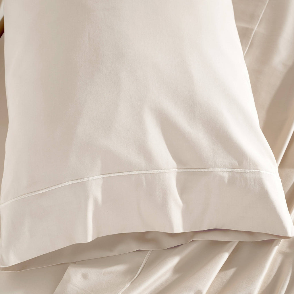 Black California King Fitted Sheet D537