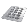 15-On Glazed Pecan Roll Pan E33041