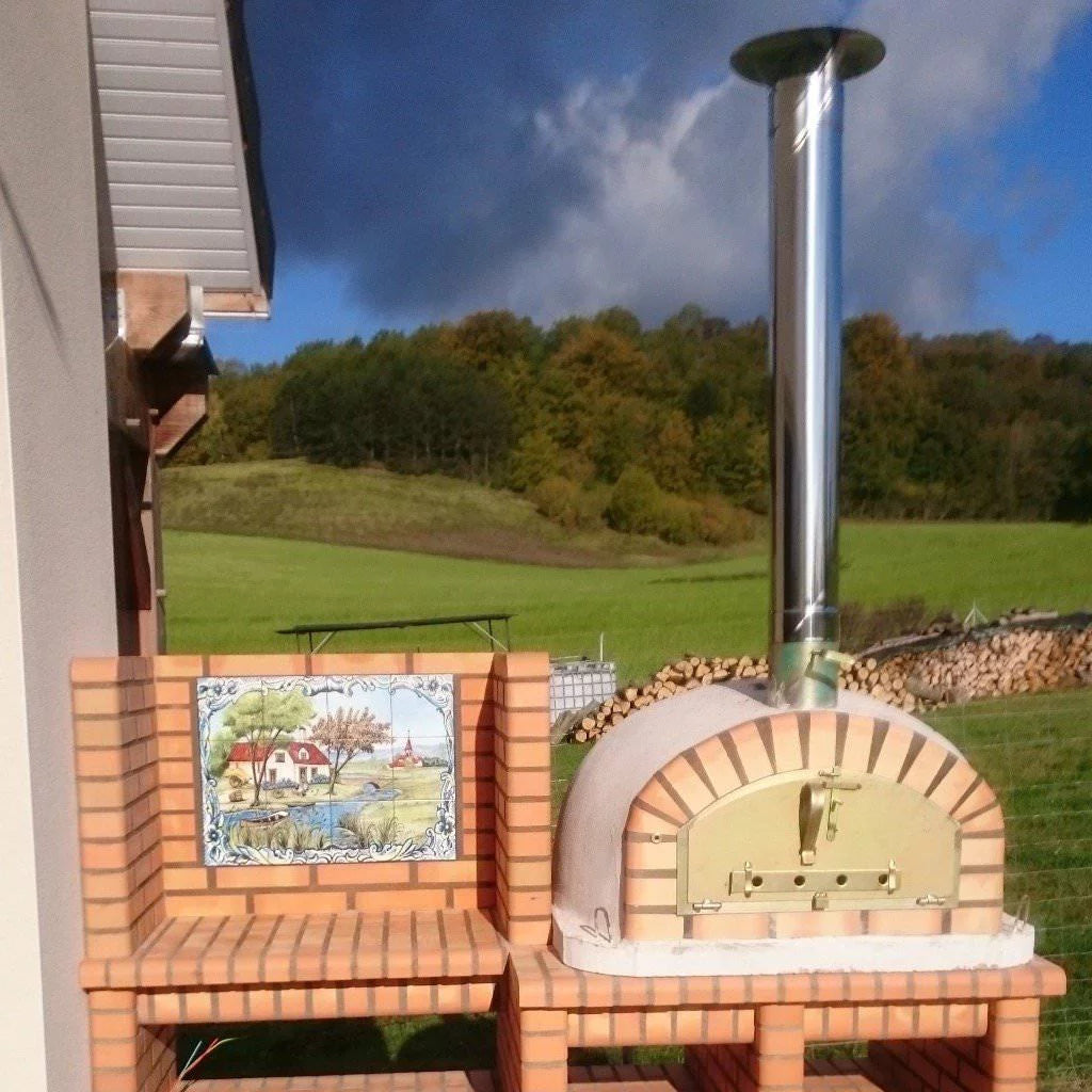 Outdoor Wood Fired Brick Pizza Oven P22783