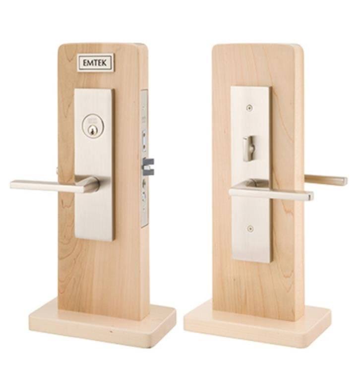 Oil Rubbed Bronze Mortise Rectangular Keyed Entry Lever Set R2350