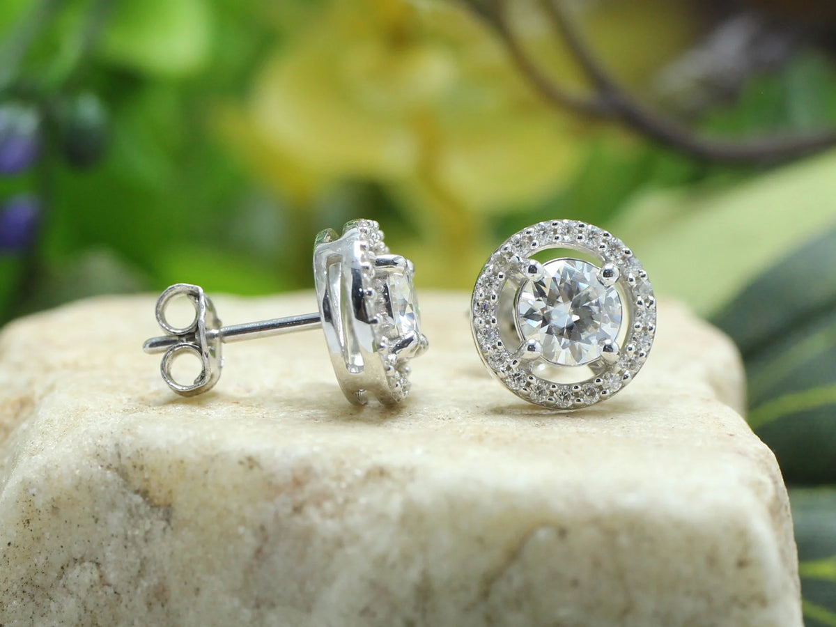 Moissanite Stud Earrings 1.20CT 5MM Lab Created Diamond 18K White Gold Over Sterling Silver D Color VVS1 Clarity Halo Studs E927